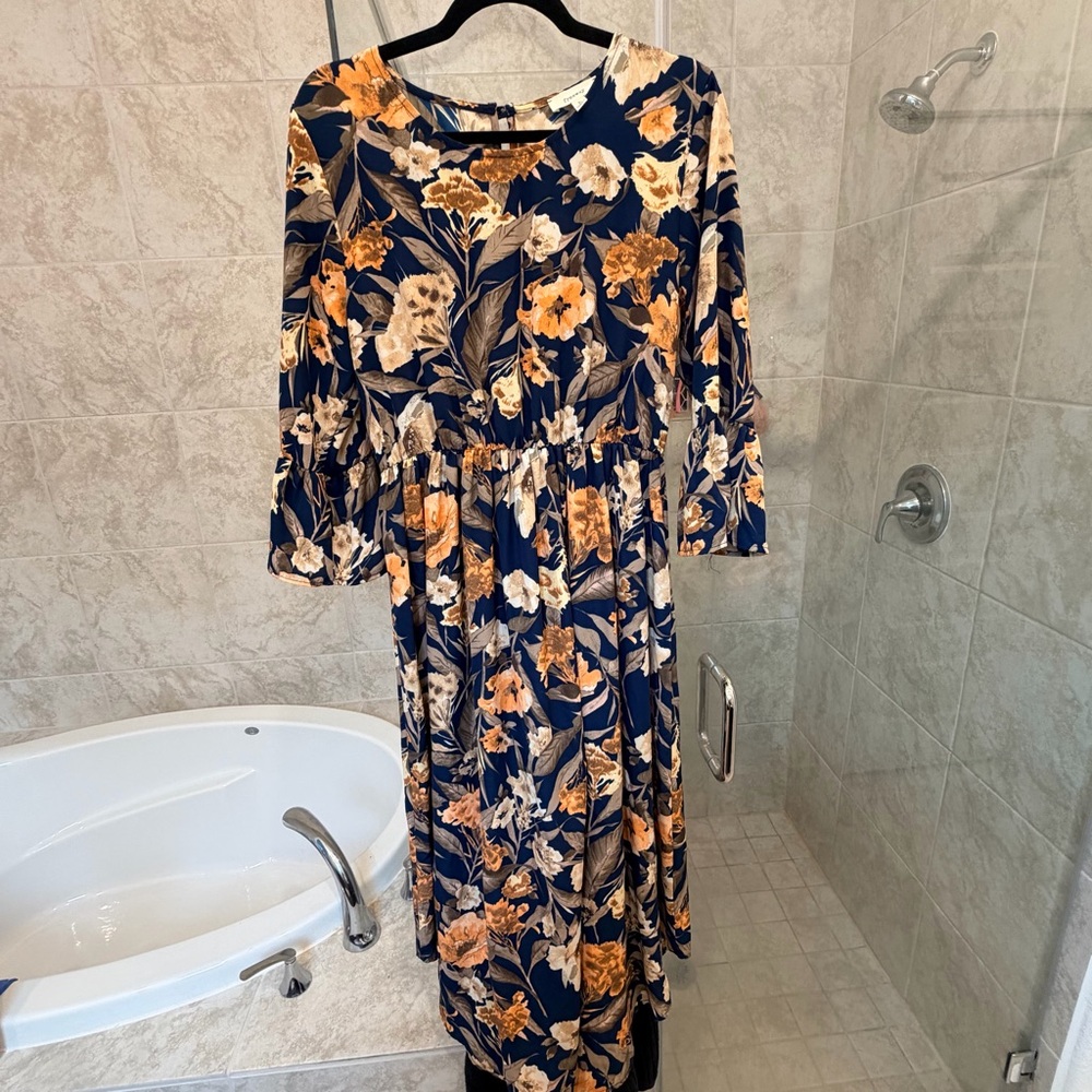 Freeway Navy Floral Long Sleeve Dress